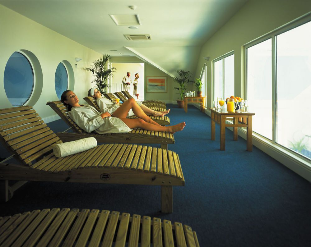 Inchydoney Island Lodge & Spa Клонакилти Экстерьер фото